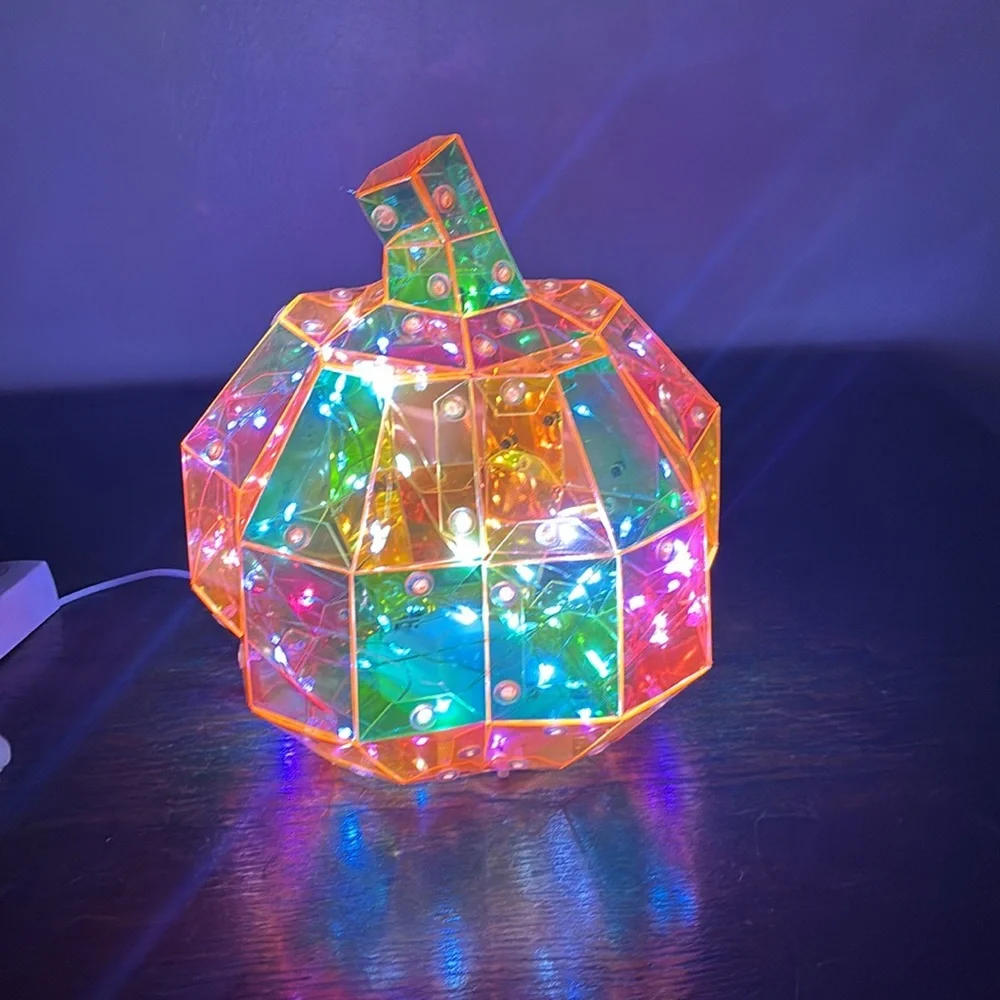 NWT- 🔋OPERATED- LED Light Up- Multicolor Holographic Halloween Jack-o-lantern 🎃